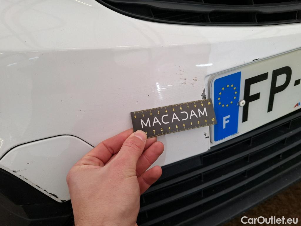  Opel  Combo OPEL  / 2018 / 4P / Fourgonnette 1.5 diesel 100chL1H1/stand CARGO PACK C #18