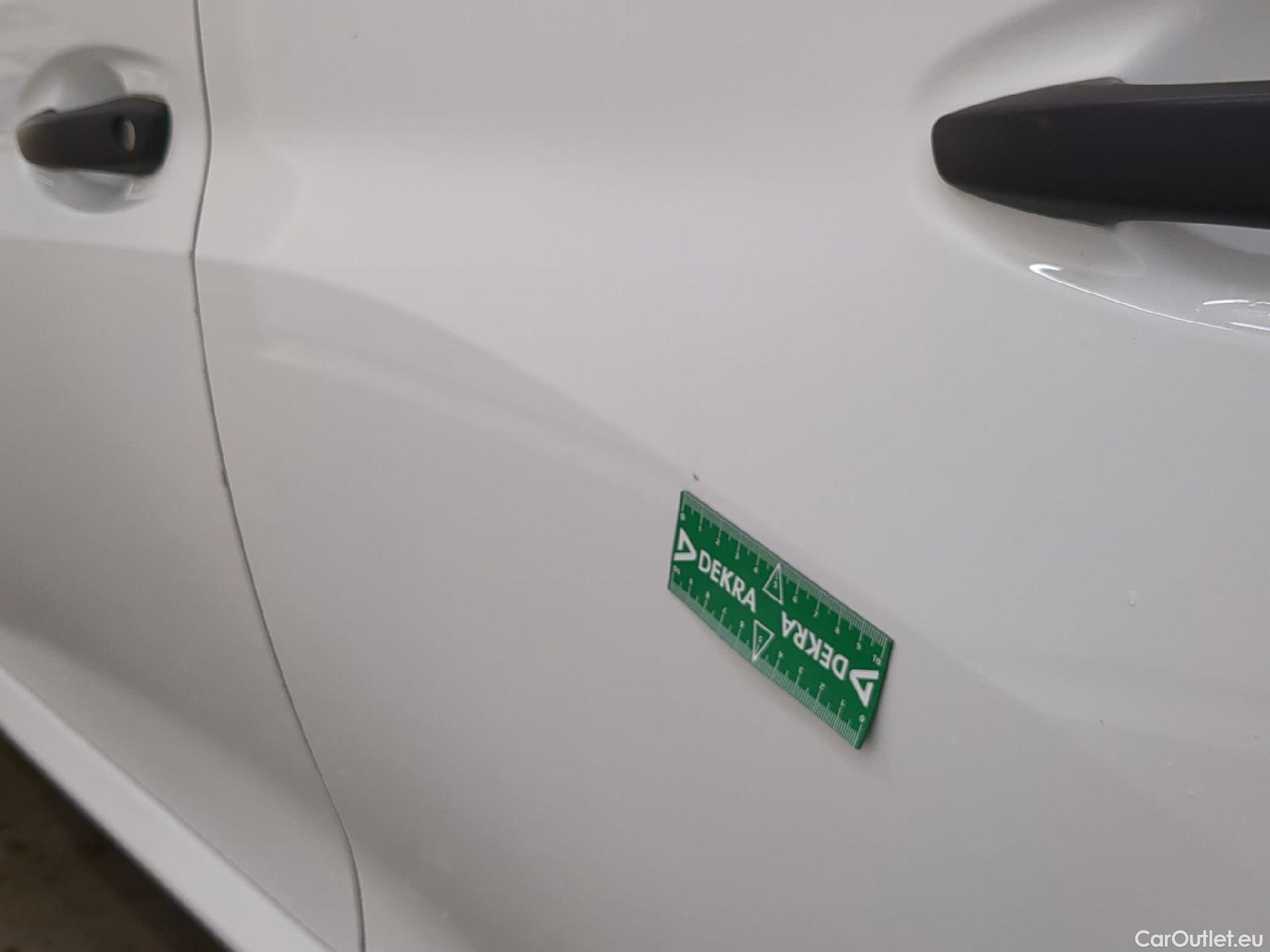  Peugeot  208  Premium 1.5 HDi 100CV BVM6 E6d #13