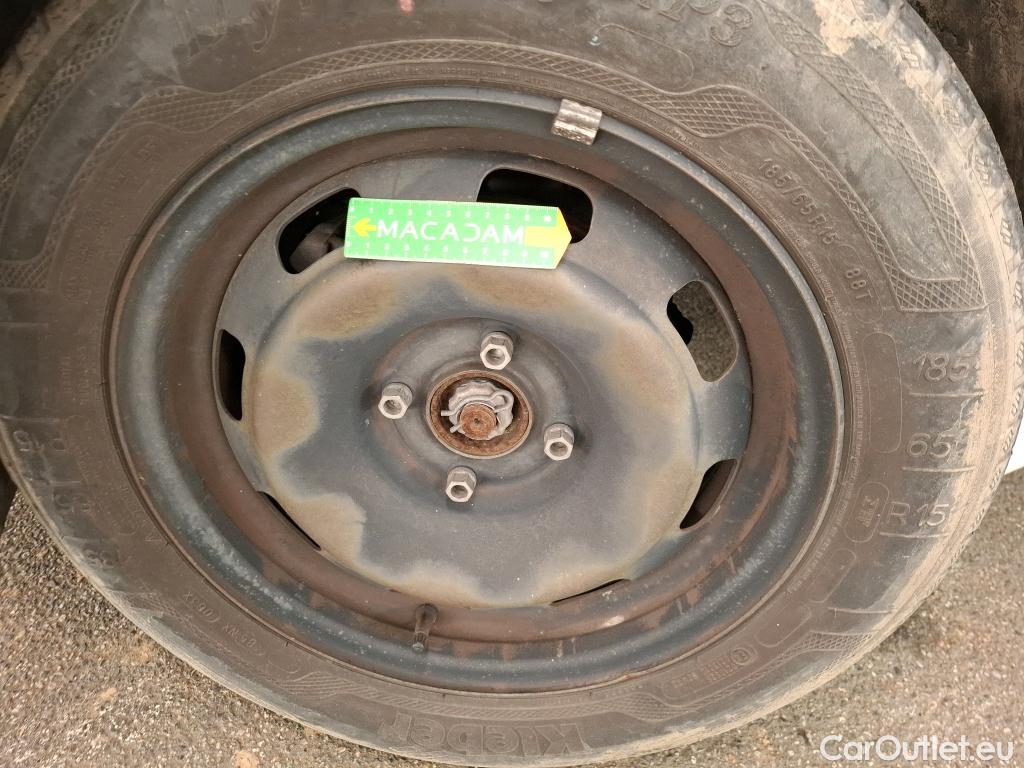  Peugeot  208  Affaire Premium Pack 1.6 HDi 75CV BVM5 E6 #19