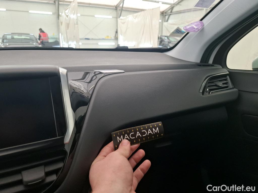  Peugeot  208  Affaire Premium Pack 1.2 80CV BVM5 E6dT #8