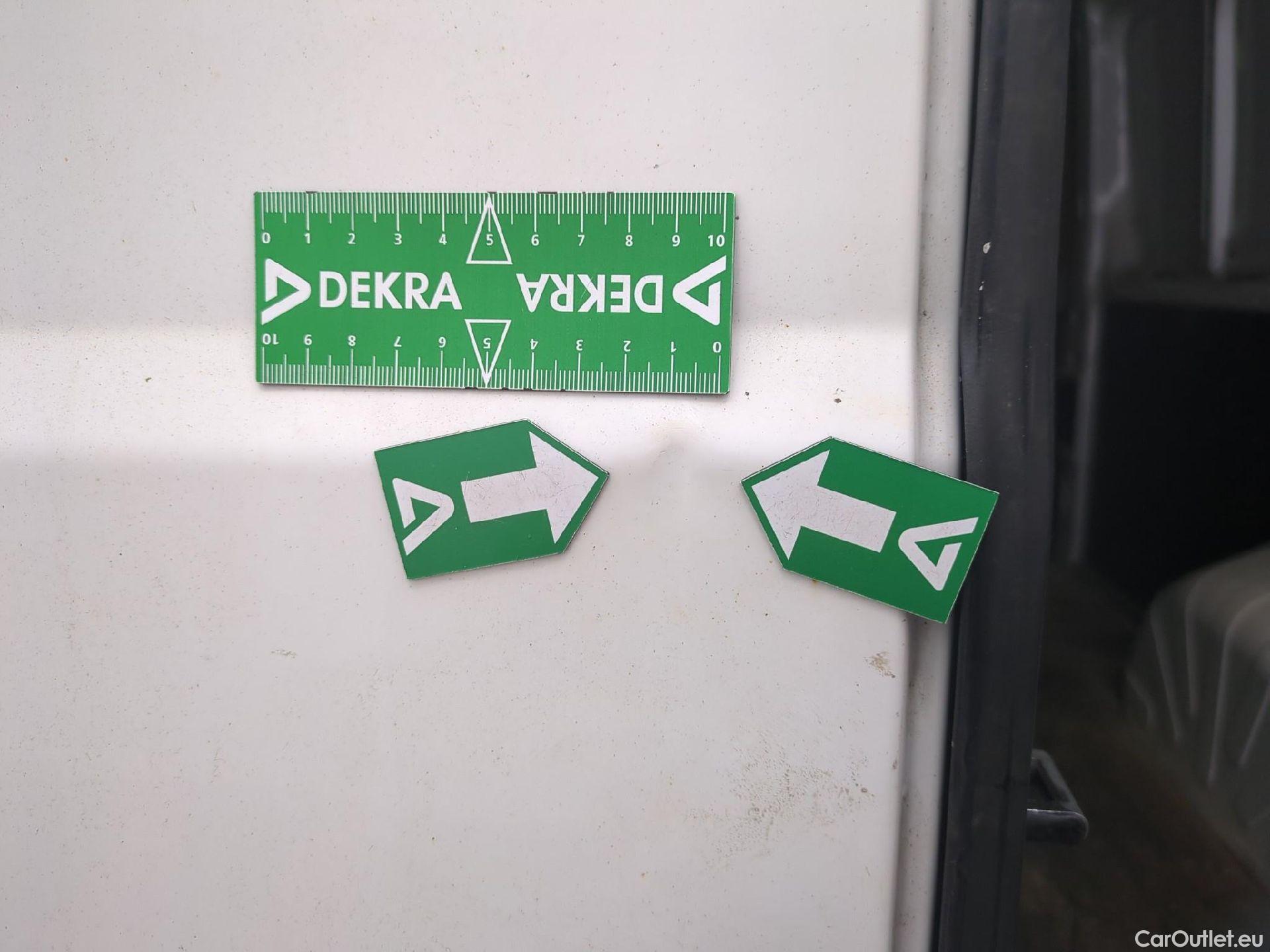  Peugeot  Boxer PEUGEOT  / 2014 / 4P / Fourgon tôlé BlueHDi 140 S&S ASPHALT 435 L4H2 #32