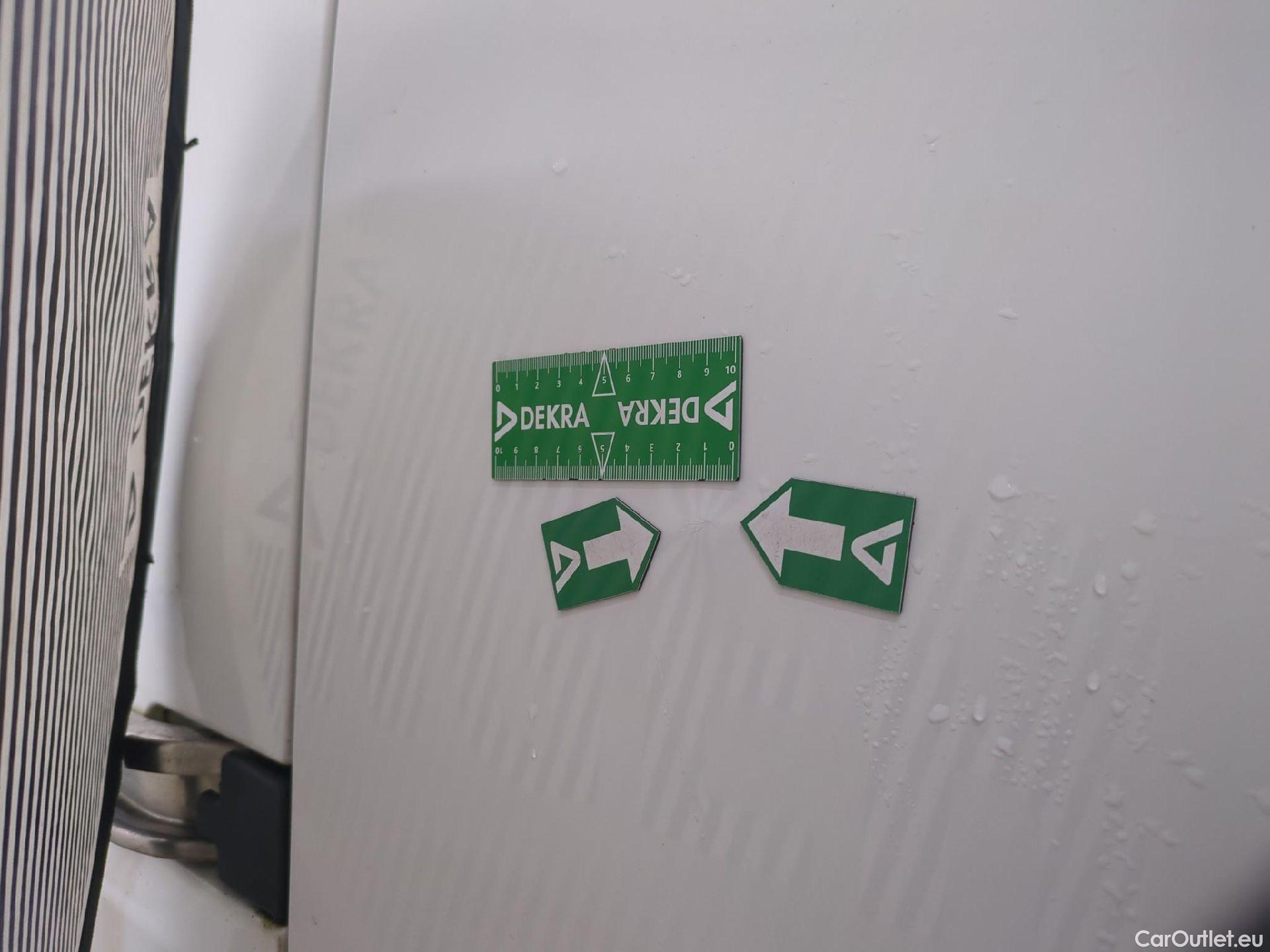  Peugeot  Boxer PEUGEOT  / 2014 / 4P / Fourgon tôlé BlueHDi 140 S&S ASPHALT 435 L4H2 #52