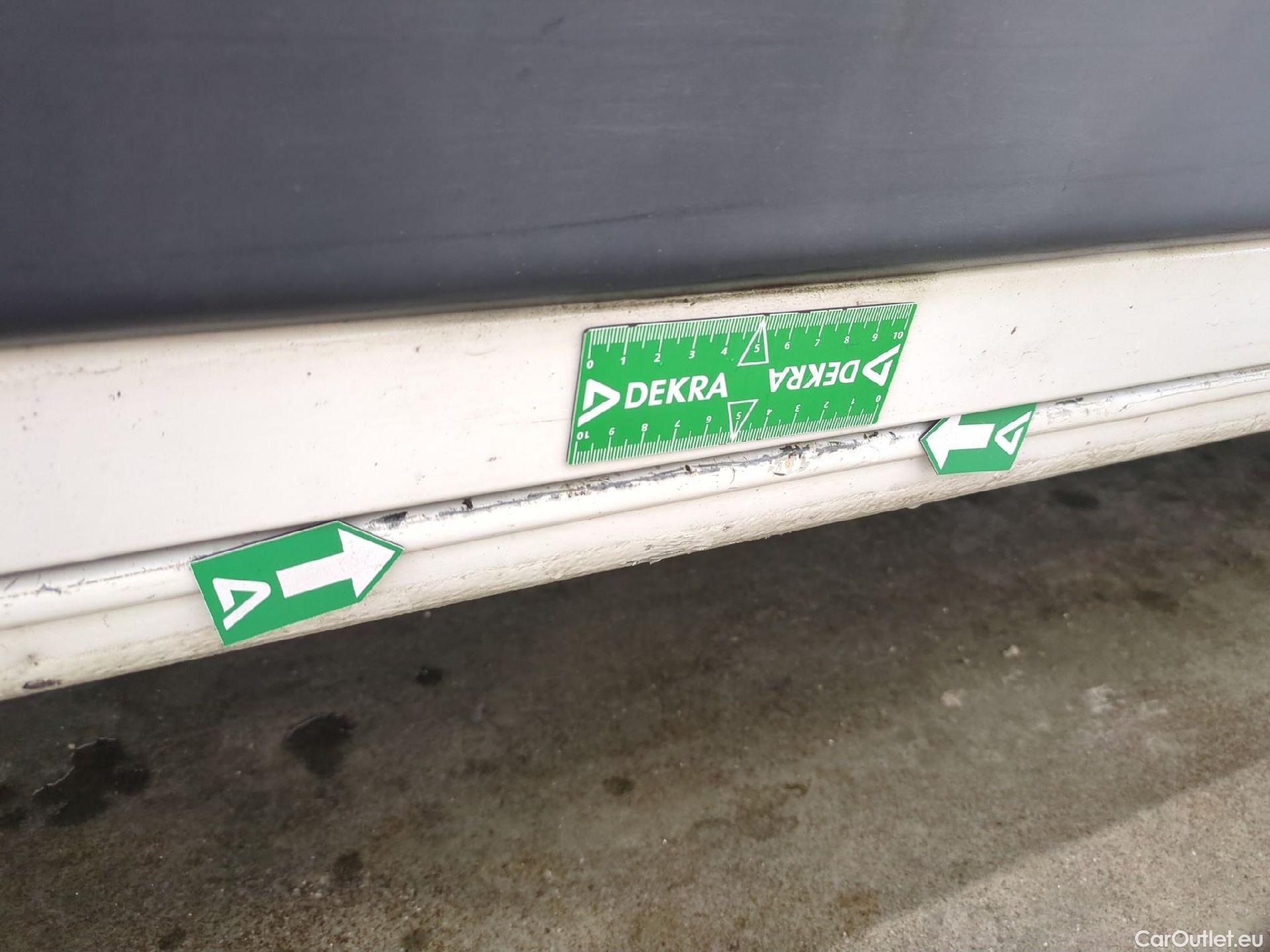  Peugeot  Boxer PEUGEOT  / 2014 / 4P / Fourgon tôlé BlueHDi 140 S&S ASPHALT 435 L4H2 #47