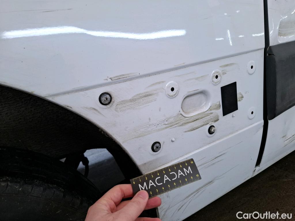  Renault  Master  III Fourgon L2H2 3 5 Grand Confort dCi 135CV BVM6 E6dT #54