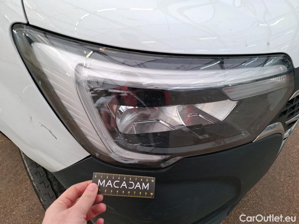  Renault  Master  III Fourgon L2H2 3 5 Grand Confort dCi 135CV BVM6 E6dT #76