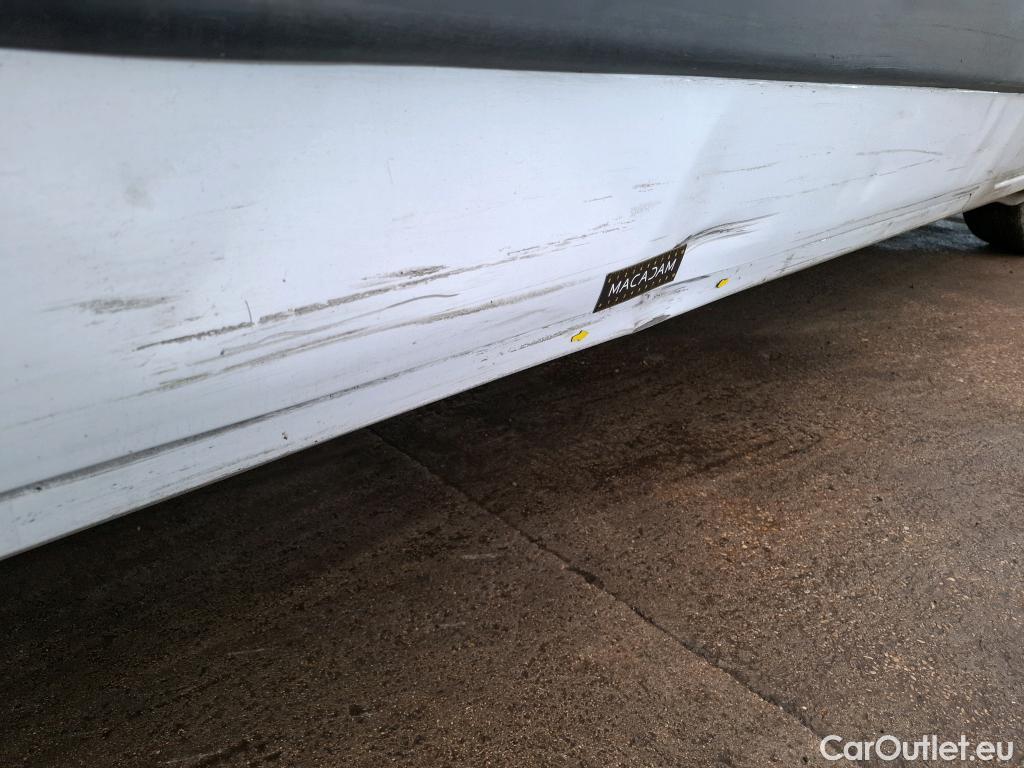  Renault  Master  III Fourgon L2H2 3 5 Grand Confort dCi 135CV BVM6 E6dT #42