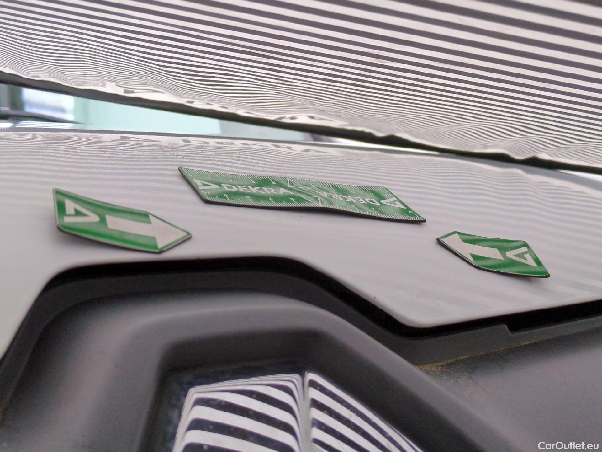  Renault  Kangoo RENAULT  Express / 2013 / 4P / Fourgonnette Extra R-Link dCi 75 #23