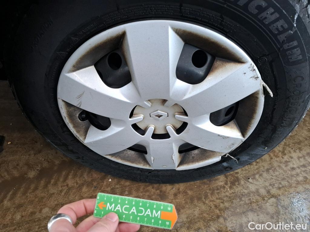  Renault  Kangoo  Express Maxi Extra (Série Spéciale) 1.5 dCi 90CV BVM5 E6 #57