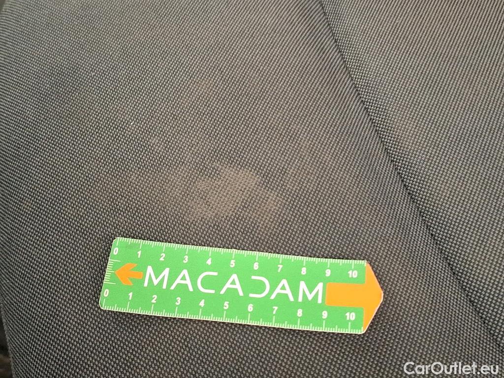  Renault  Master  III Fourgon L2H2 3 5 Grand Confort dCi 135CV BVM6 7 Sieges E6dT #28