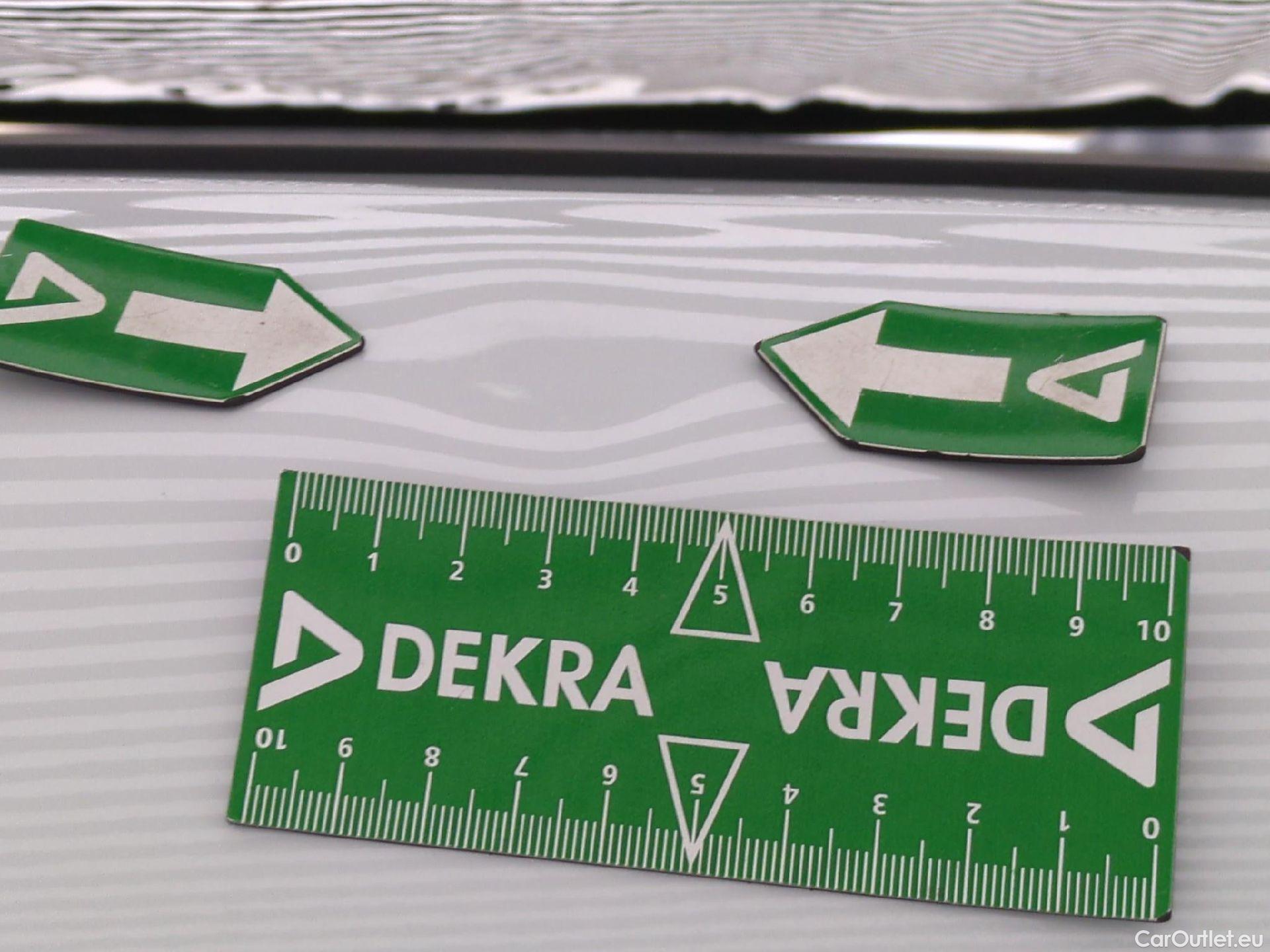  Renault  Kangoo RENAULT  Express / 2013 / 4P / Fourgonnette Extra R-Link dCi 75 #28