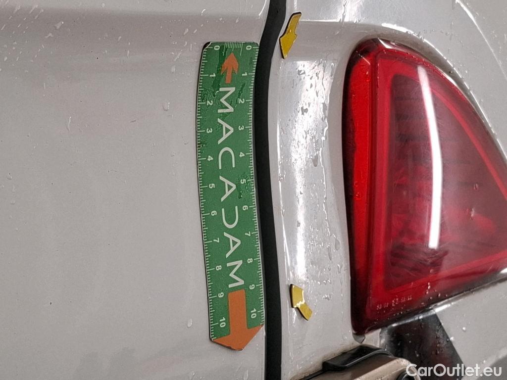  Renault  Master  III Fourgon L2H2 3 5 Grand Confort dCi 135CV BVM6 7 Sieges E6dT #9