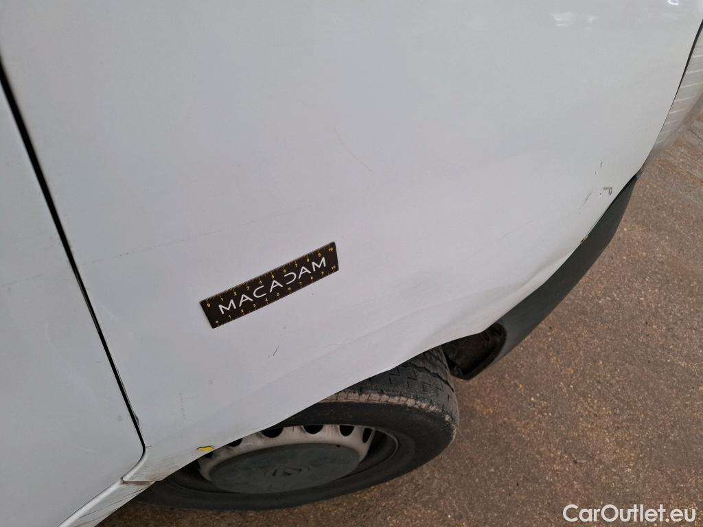  Renault  Master  III Fourgon L2H2 3 5 Grand Confort dCi 135CV BVM6 E6dT #22