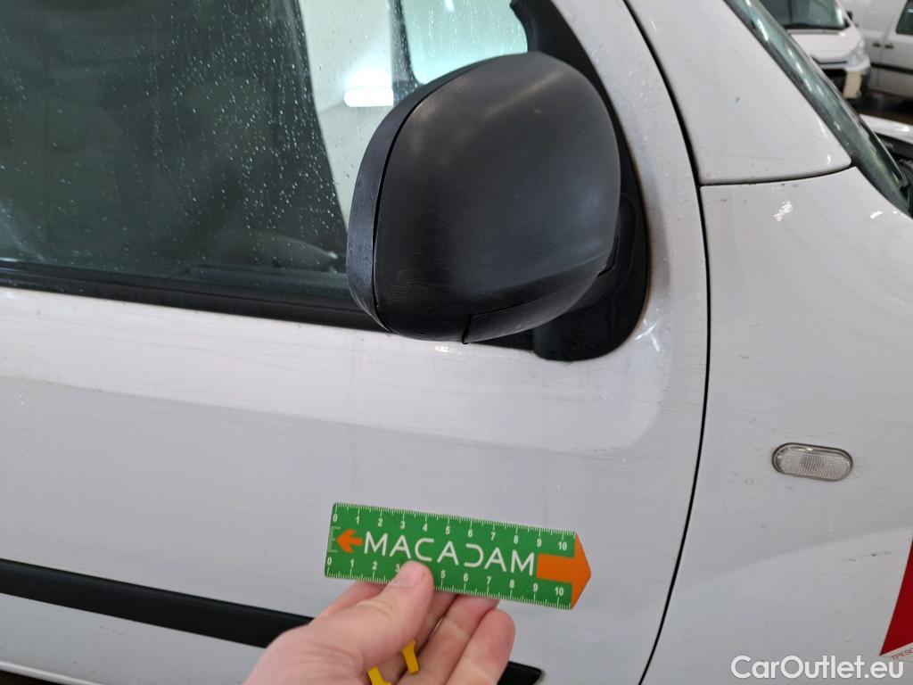  Renault  Kangoo  Express Maxi Extra (Série Spéciale) 1.5 dCi 90CV BVM5 E6 #35