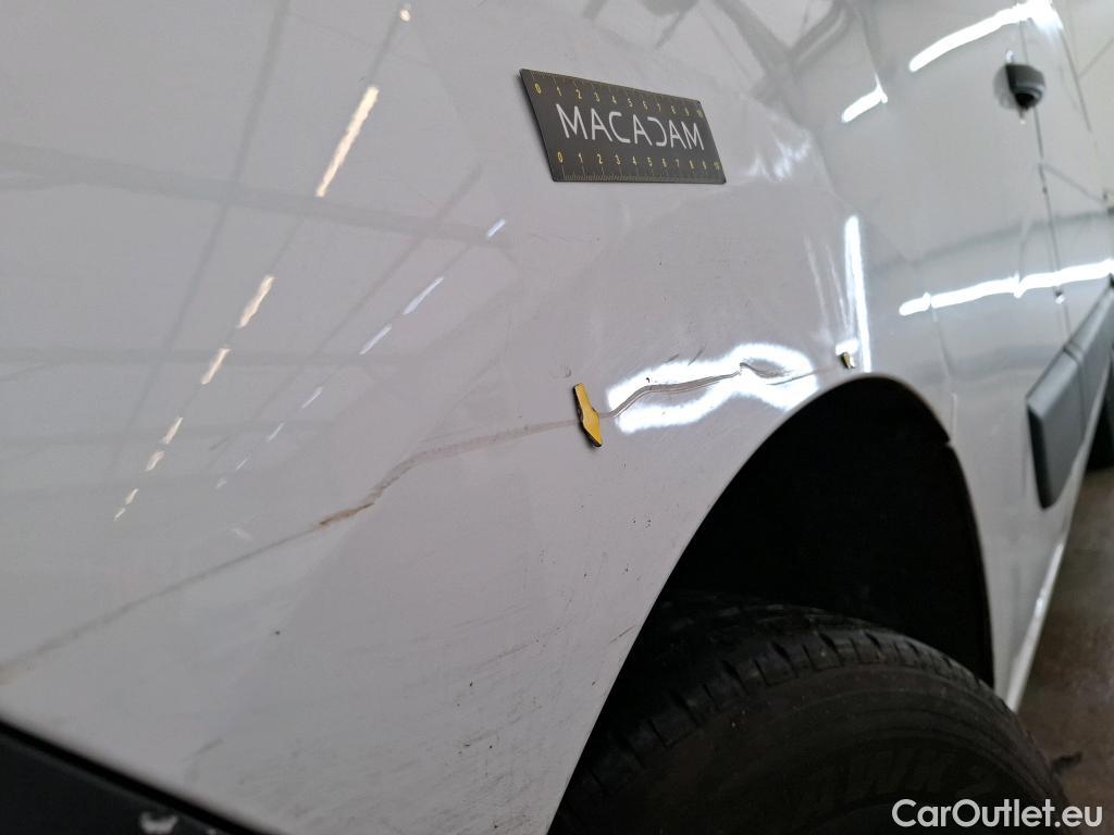  Renault  Master  III Fourgon L2H2 3 5 Grand Confort dCi 135CV BVM6 E6dT #39