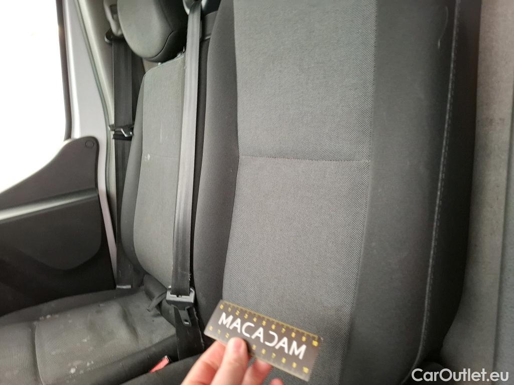  Renault  Master  III Fourgon L2H2 3 5 Grand Confort dCi 135CV BVM6 E6dT #82