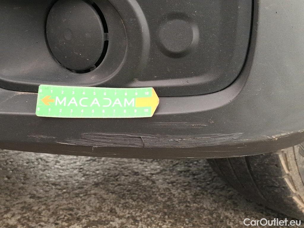  Renault  Master  III Fourgon L2H2 3 5 Grand Confort dCi 135CV BVM6 7 Sieges E6dT #43