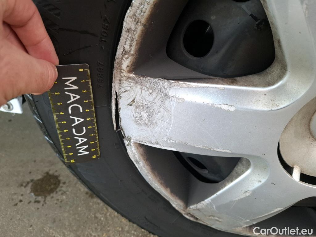  Renault  Kangoo RENAULT  Express / 2013 / 4P / Fourgonnette Extra R-Link dCi 90 #50