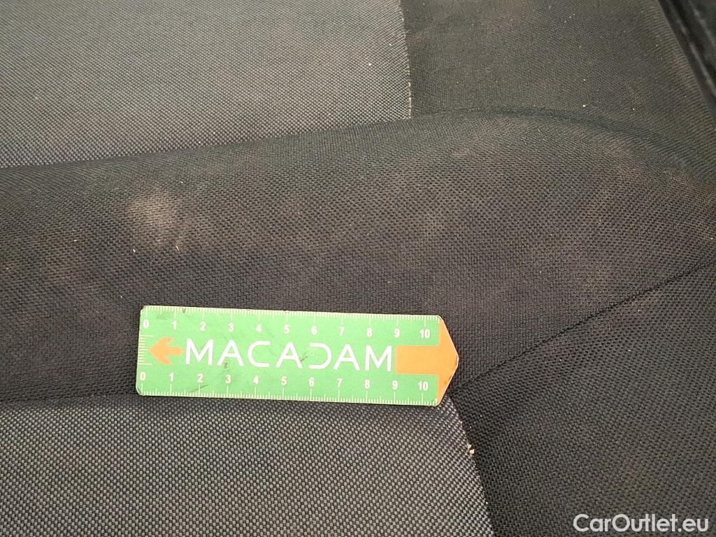  Renault  Master  III Fourgon L2H2 3 5 Grand Confort dCi 135CV BVM6 7 Sieges E6dT #33