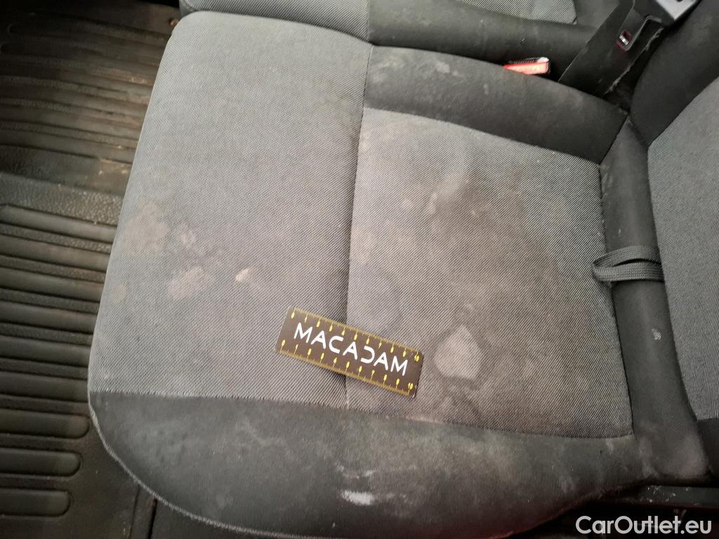  Renault  Master  III Fourgon L2H2 3 5 Grand Confort dCi 135CV BVM6 E6dT #80