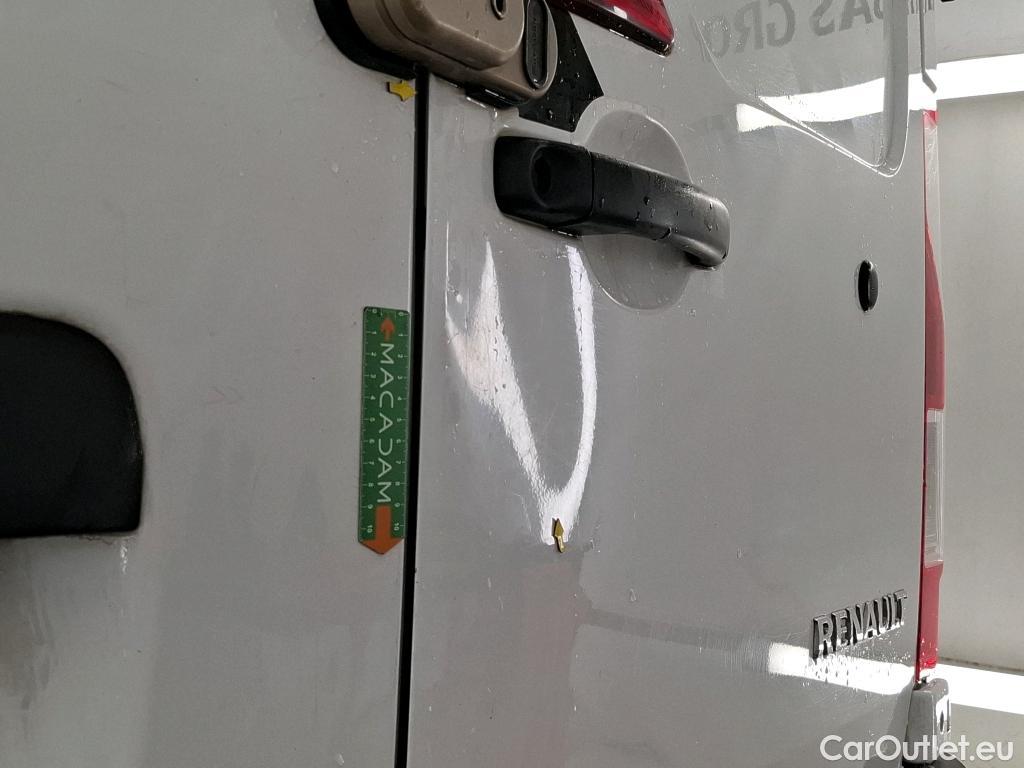  Renault  Master  III Fourgon L2H2 3 5 Grand Confort dCi 135CV BVM6 7 Sieges E6dT #7