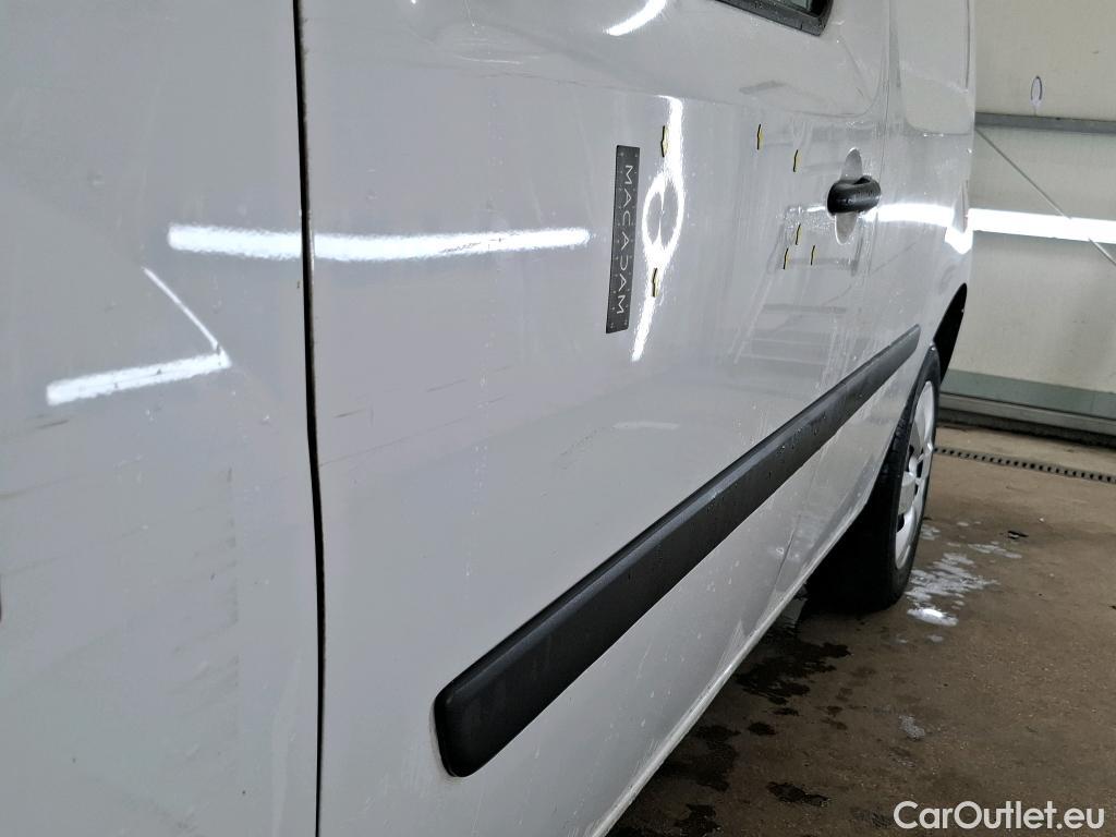  Renault  Kangoo RENAULT  Express / 2013 / 4P / Fourgonnette Extra R-Link dCi 90 #29