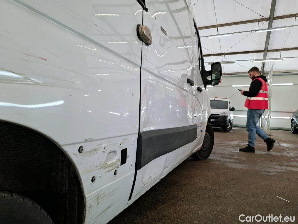  Renault  Master  III Fourgon L2H2 3 5 Grand Confort dCi 135CV BVM6 E6dT #8