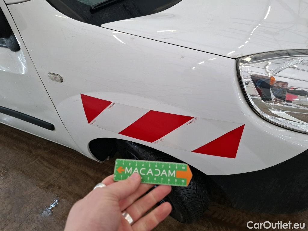  Renault  Kangoo  Express Maxi Extra (Série Spéciale) 1.5 dCi 90CV BVM5 E6 #32