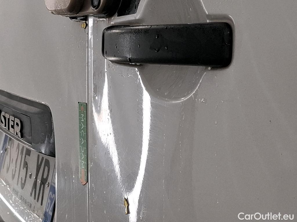  Renault  Master  III Fourgon L2H2 3 5 Grand Confort dCi 135CV BVM6 7 Sieges E6dT #8