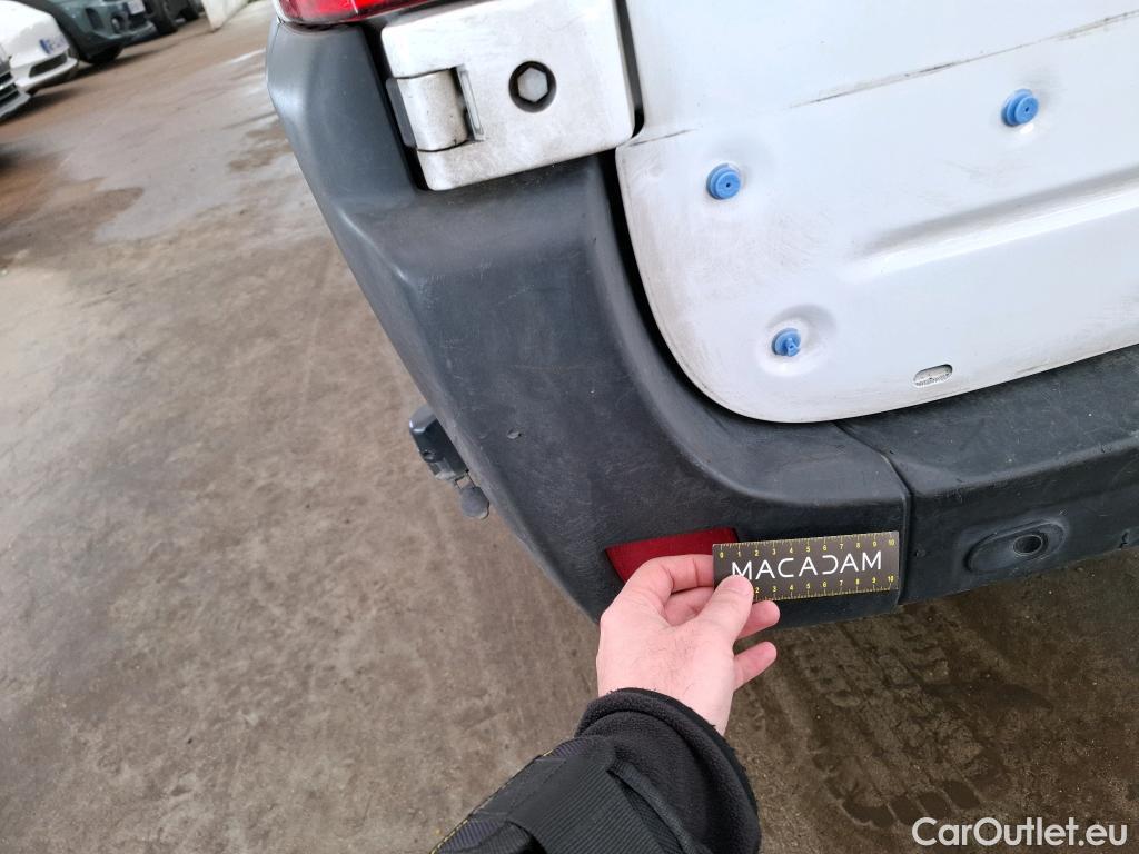  Renault  Master  III Fourgon L2H2 3 5 Grand Confort dCi 135CV BVM6 E6dT #44