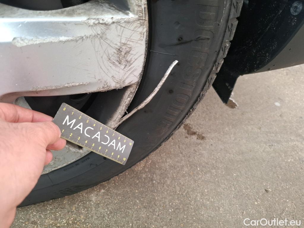  Renault  Kangoo RENAULT  Express / 2013 / 4P / Fourgonnette Extra R-Link dCi 90 #51