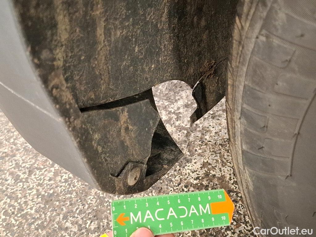  Renault  Master  III Fourgon L2H2 3 5 Grand Confort dCi 135CV BVM6 7 Sieges E6dT #14