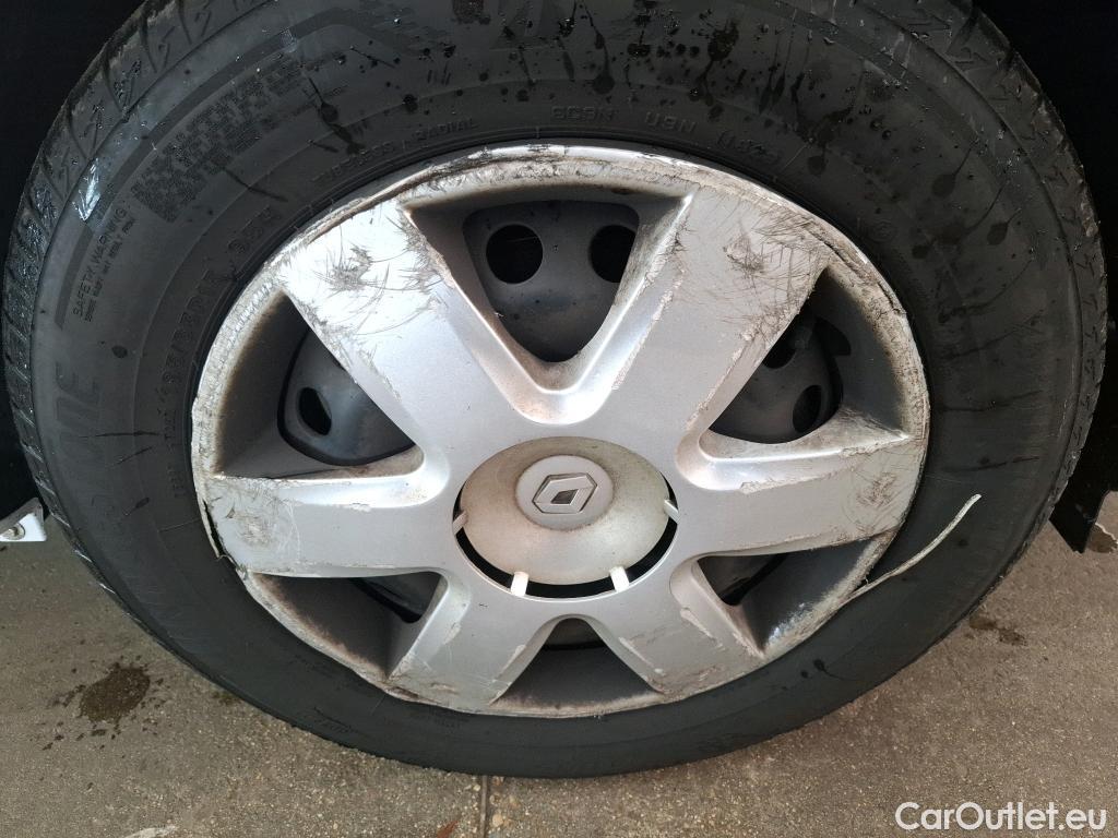  Renault  Kangoo RENAULT  Express / 2013 / 4P / Fourgonnette Extra R-Link dCi 90 #47