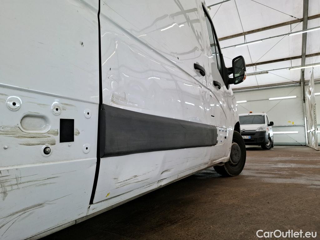  Renault  Master  III Fourgon L2H2 3 5 Grand Confort dCi 135CV BVM6 E6dT #9