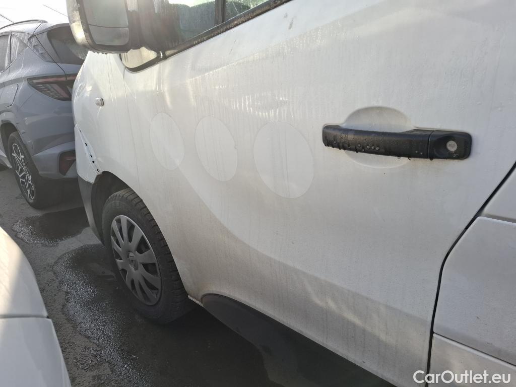 Renault  Trafic RENAULT  / 2019 / 4P / Fourgon tole FG GCF L1H1 1000 dCi 120 #34