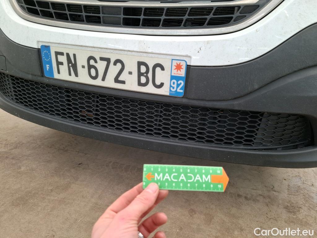  Renault  Trafic RENAULT  / 2019 / 4P / Fourgon tole FG GCF L1H1 1000 dCi 120 #31