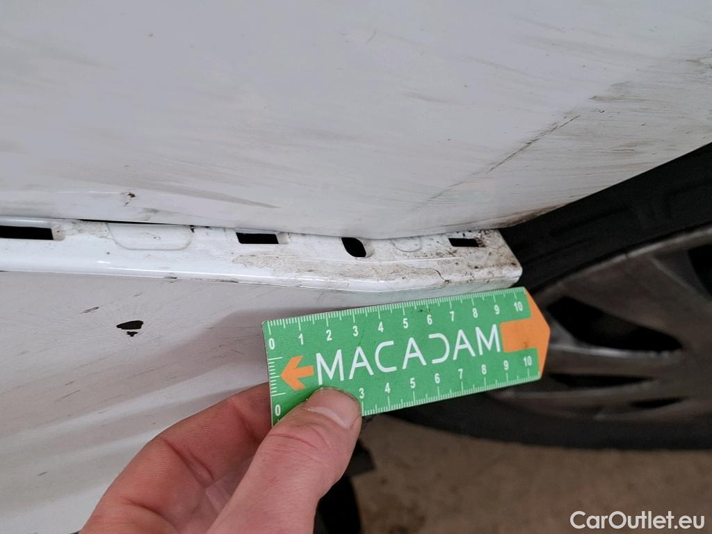  Renault  Trafic RENAULT  / 2019 / 4P / Fourgon tole FG GCF L1H1 1000 dCi 120 #8