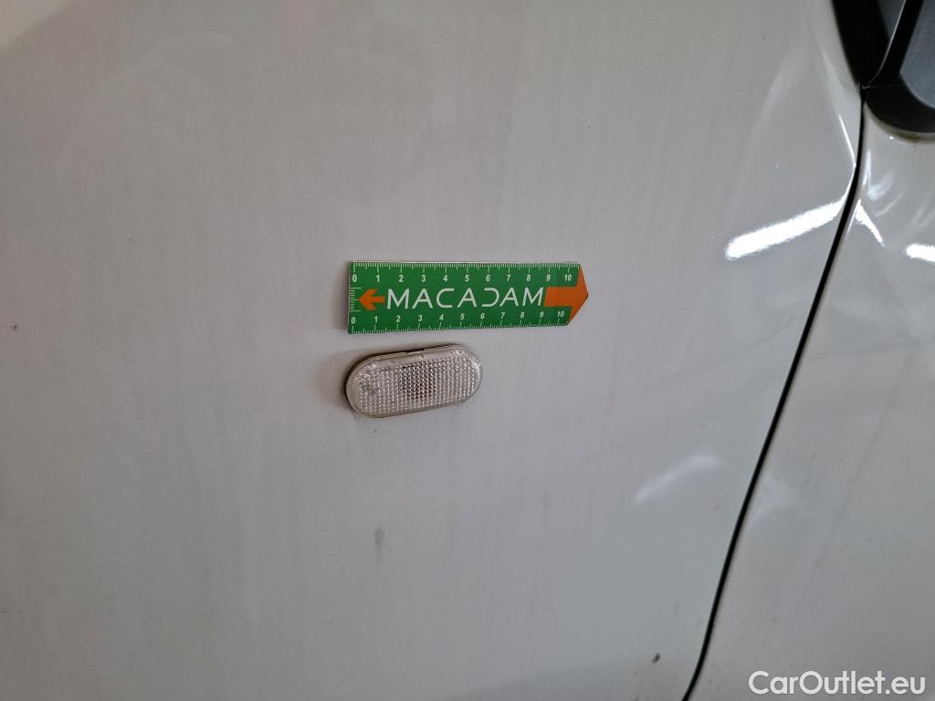  Renault  Trafic RENAULT  / 2019 / 4P / Fourgon tole NV FG GCF L2H1 1300 dCi 95 #33