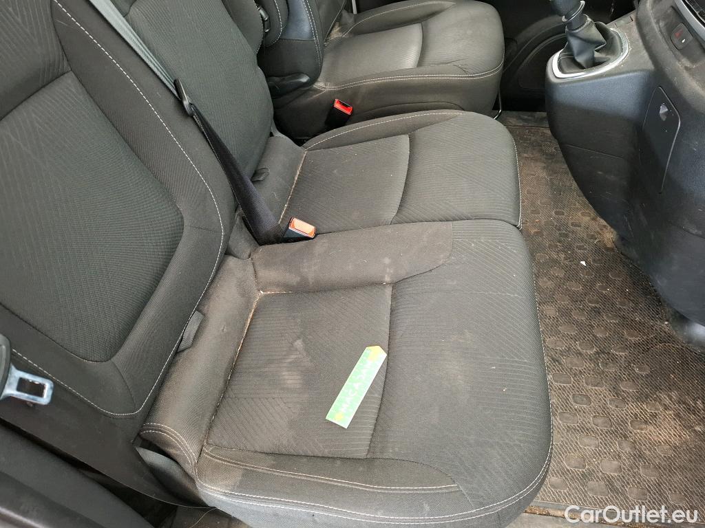  Renault  Trafic RENAULT  / 2019 / 4P / Fourgon tole FG GCF L1H1 1000 dCi 120 #25