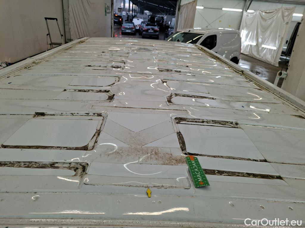  Renault  Trafic RENAULT  / 2019 / 4P / Fourgon tole NV FG GCF L2H1 1300 dCi 95 #3