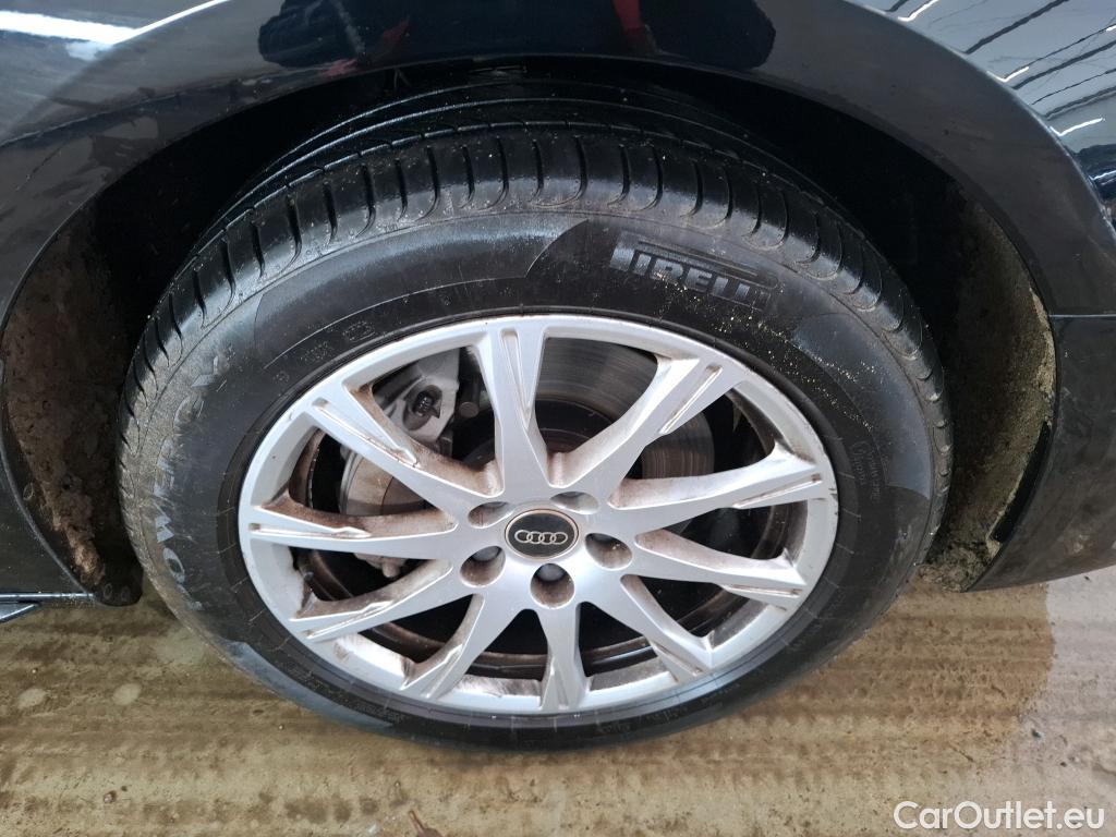  Audi  A4 AUDI  Avant / 2019 / 5P / Break 40 TFSI ultra 204 Qua S tro Business L. #53