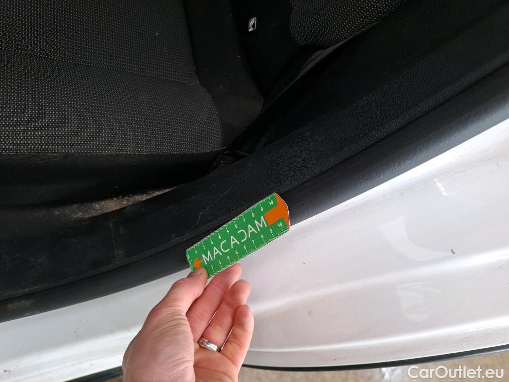  Citroen  C3  Feel Pack 1.2 PureTech 110CV BVM6 E6d #3