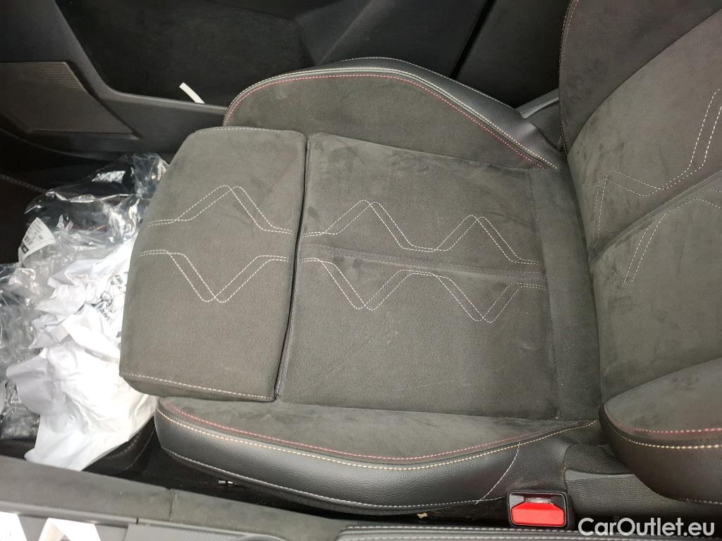  DS  DS7 DS DS 7 Crossback / 2017 / 5P / SUV PureTech 130 Auto PERFORMANCE Line #14