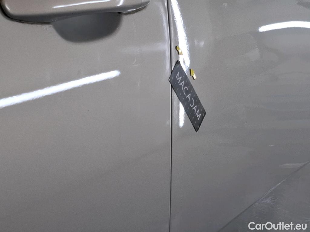  DS  DS7 DS DS 7 Crossback / 2017 / 5P / SUV PureTech 130 Auto PERFORMANCE Line #17