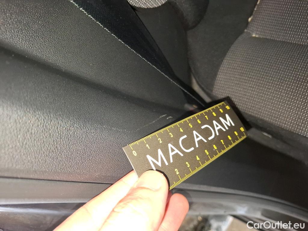  Citroen  C3 CITROEN  5p Berline PureTech 110 S&S BVM6 Shine Business #4