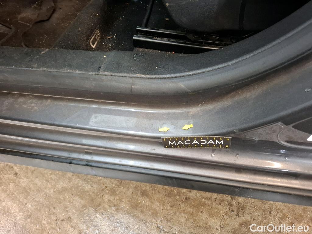  Citroen  C3 CITROEN  5p Berline PureTech 110 S&S BVM6 Shine Business #5