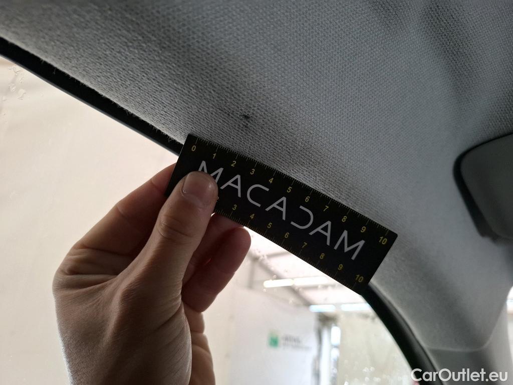  Citroen  C4  Berline Shine 1.2 PureTech 130CV BVA8 E6d #1