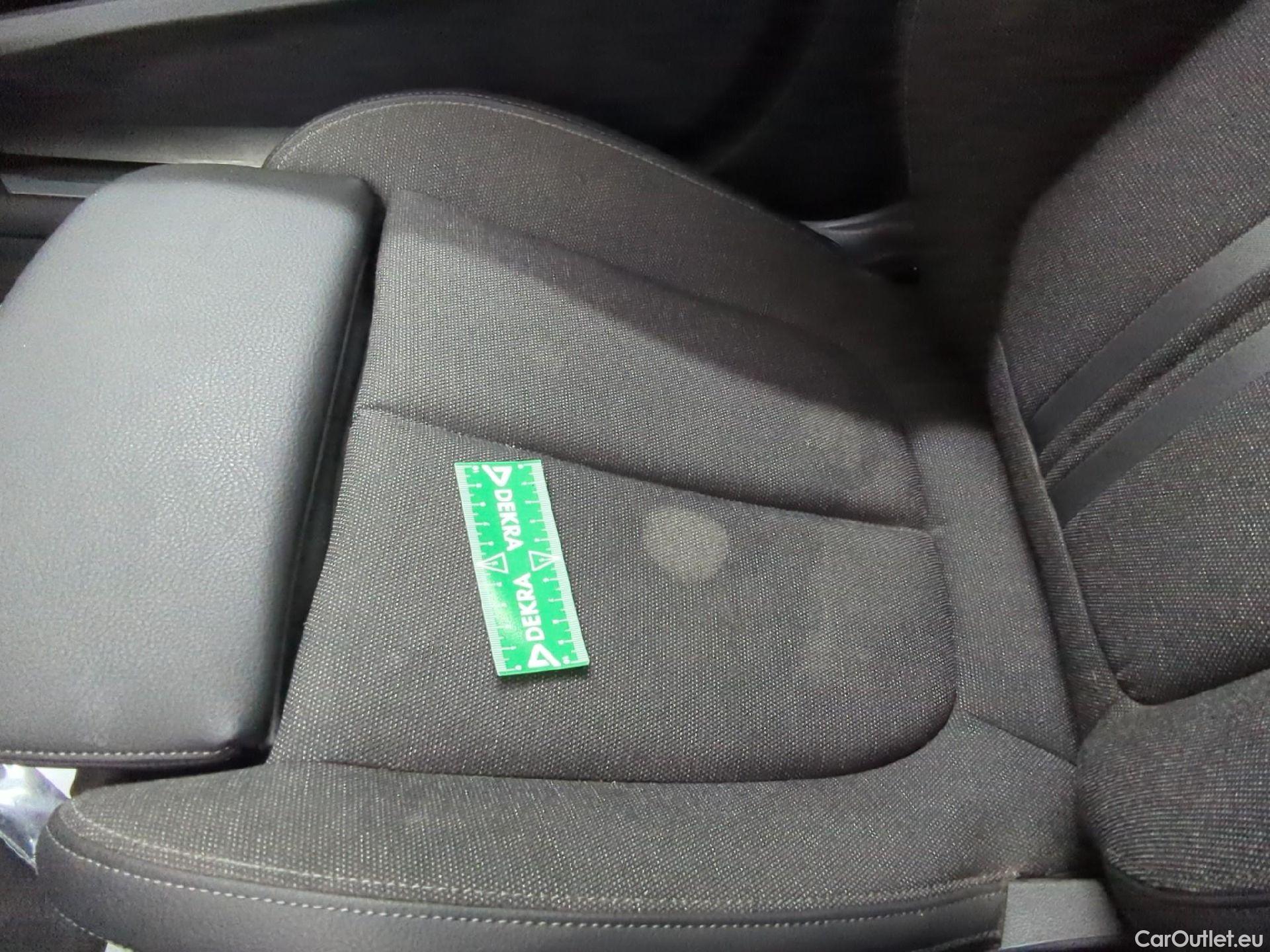  Bmw  Serie 1 Série 1 Berline 118 i Edition Sport 1.5 135CV BVA7 E6d #3