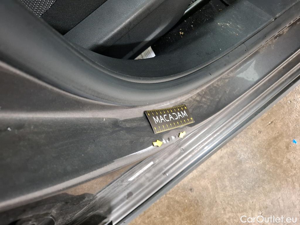  Citroen  C3 CITROEN  5p Berline PureTech 110 S&S BVM6 Shine Business #9