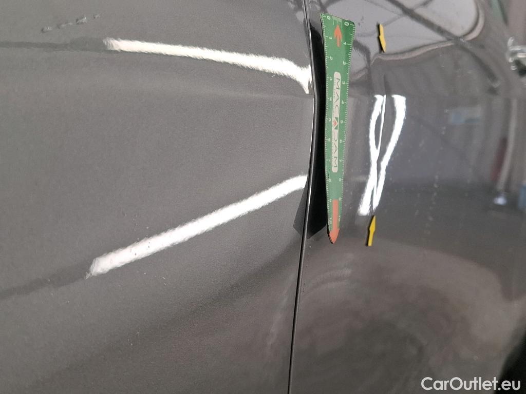  Bmw  Serie 1 BMW Série 1 / 2019 / 5P / Berline 116i DKG7 Business Design #3