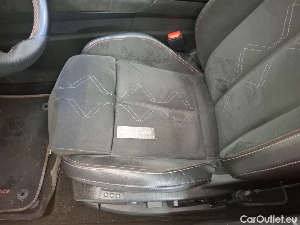  DS  DS7 DS DS 7 Crossback / 2017 / 5P / SUV PureTech 130 Auto PERFORMANCE Line #13